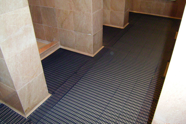 Anti-Fatigue Mats Locker Pro matting for wet areas