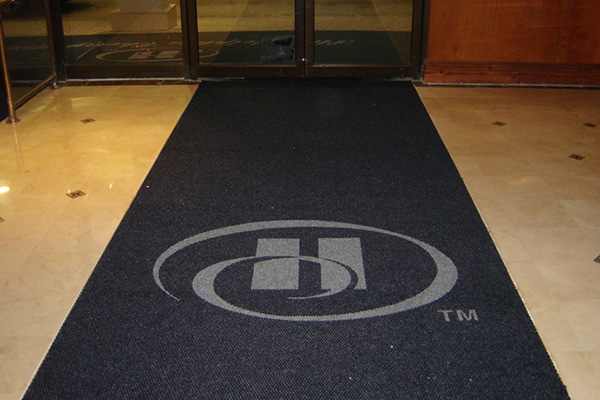 Logo Mats Park Avenue Vinyl The Hilton